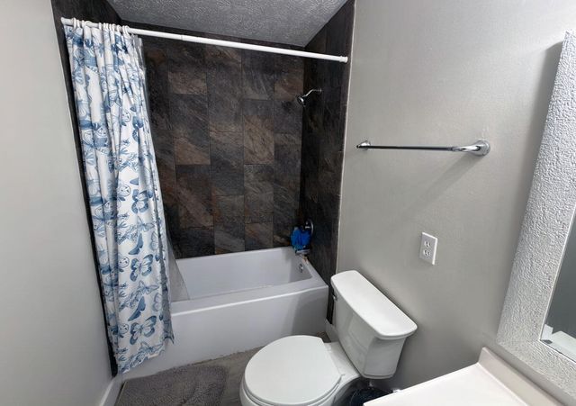 305 Longview Drive A-B, Nicholasville, KY 40356