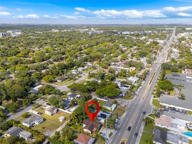 1320 NE 135th St, North Miami, FL 33161