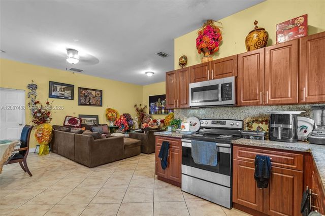 1320 NE 135th St, North Miami, FL 33161