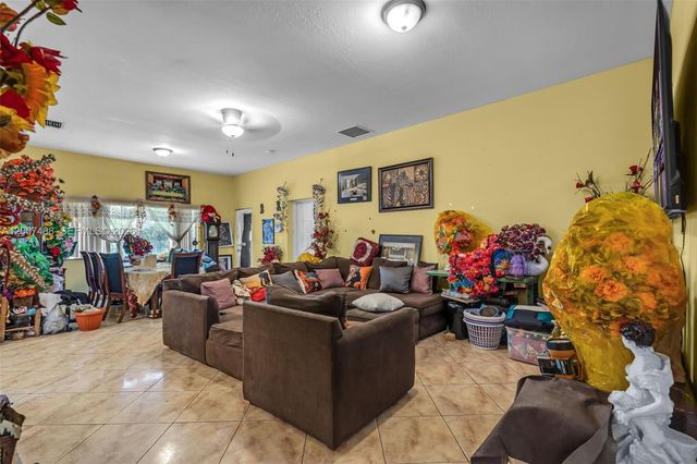 1320 NE 135th St, North Miami, FL 33161