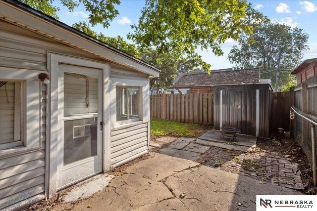 1036 N 8th Street, Lincoln, NE 68508