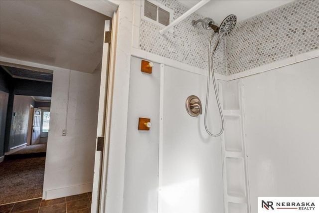 1036 N 8th Street, Lincoln, NE 68508