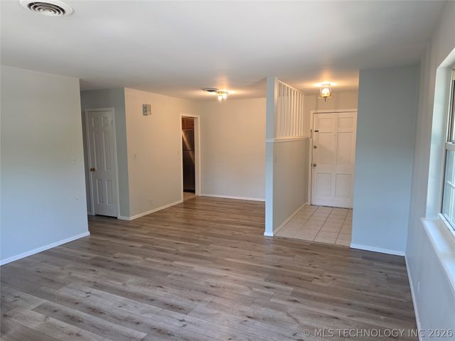 3109 E 25th Place S 3, Tulsa, OK 74114