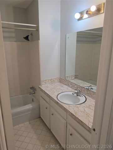 3109 E 25th Place S 3, Tulsa, OK 74114