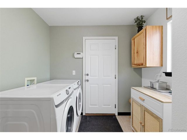 1959 Granger Cir, Castle Rock, CO 80109