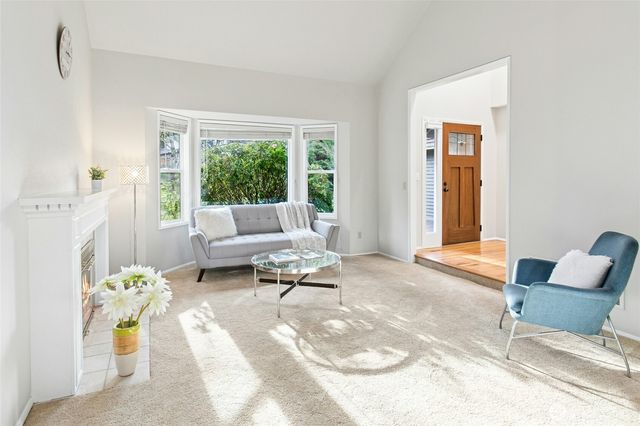 4310 209th Avenue NE, Sammamish, WA 98074