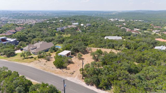 1056 FLAGSTONE DR, San Antonio, TX 78260