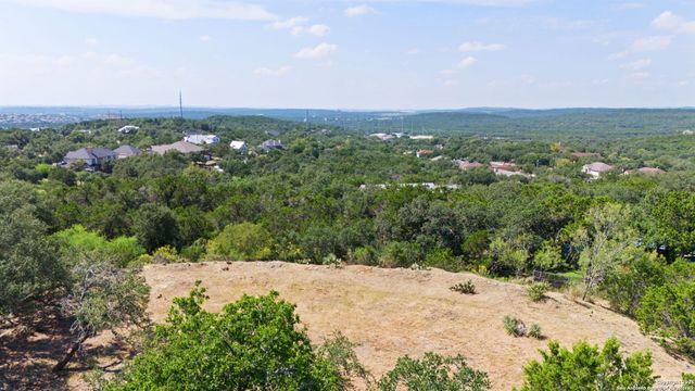 1056 FLAGSTONE DR, San Antonio, TX 78260