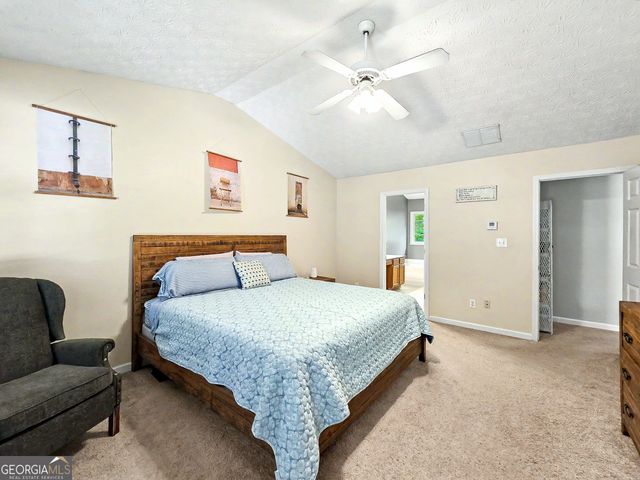 332 Chamberlyn Lane, Hiram, GA 30141