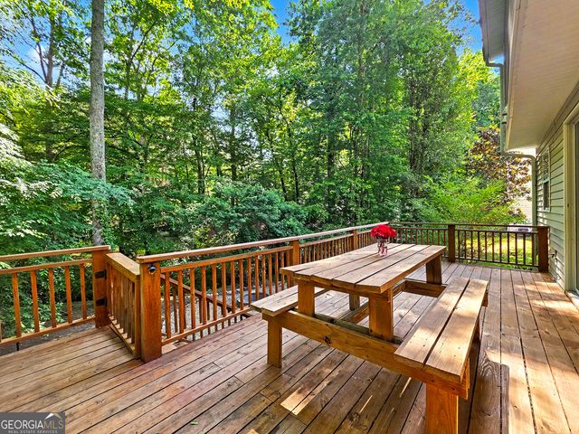 332 Chamberlyn Lane, Hiram, GA 30141