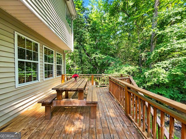 332 Chamberlyn Lane, Hiram, GA 30141