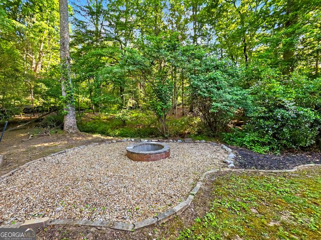 332 Chamberlyn Lane, Hiram, GA 30141