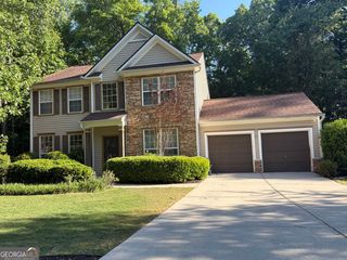 332 Chamberlyn Lane, Hiram, GA 30141