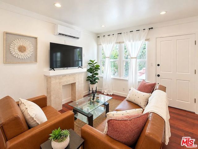 1111 21st Street D, Santa Monica, CA 90403