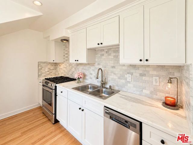 1111 21st Street D, Santa Monica, CA 90403