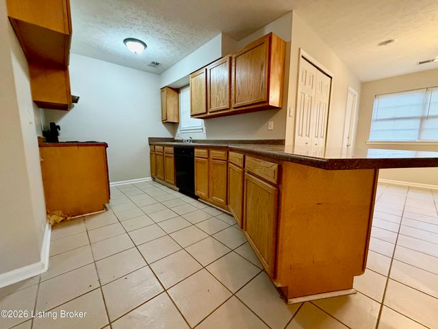 313 Hawthorne Dr, Jeffersonville, IN 47130