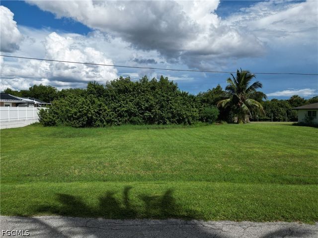 354 Morse PLZ, Fort Myers, FL 33905