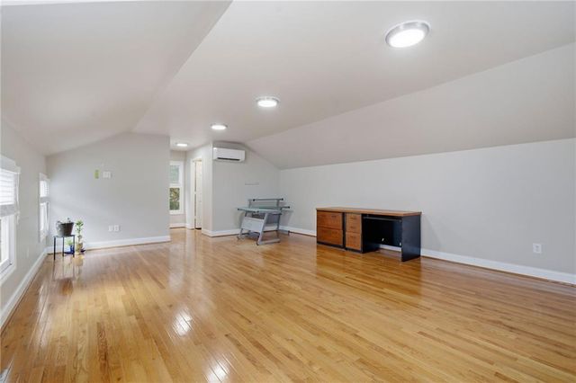 6120 Woodlake Drive, Buford, GA 30518