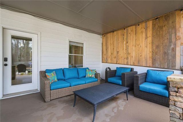 6120 Woodlake Drive, Buford, GA 30518