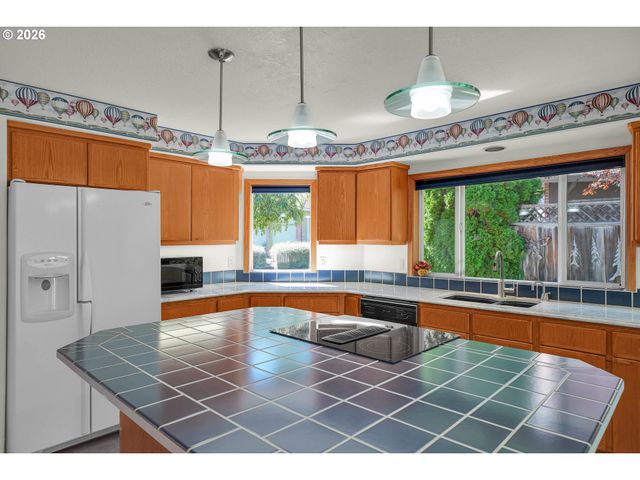 11401 Sw 107TH Pl, Portland, OR 97223