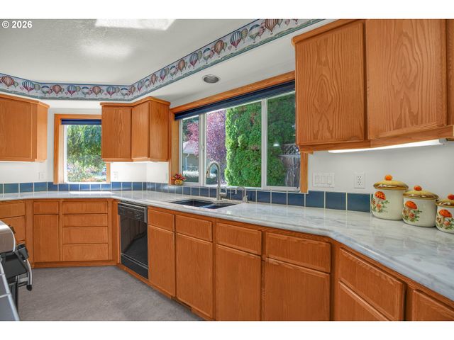 11401 Sw 107TH Pl, Portland, OR 97223