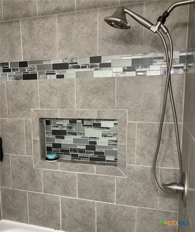 1604 Crockett Avenue, Victoria, TX 77901