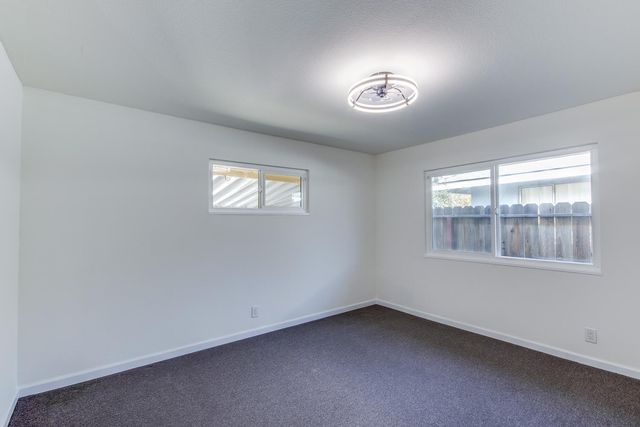 4723 N Angus Street, Fresno, CA 93726