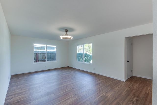 4723 N Angus Street, Fresno, CA 93726