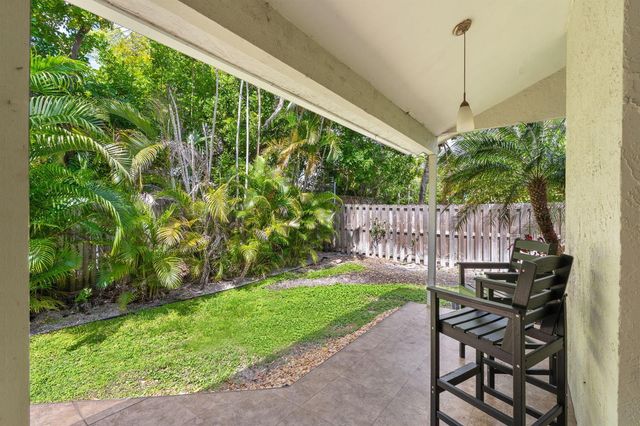 2956 FLORIDA Boulevard, Delray Beach, FL 33483