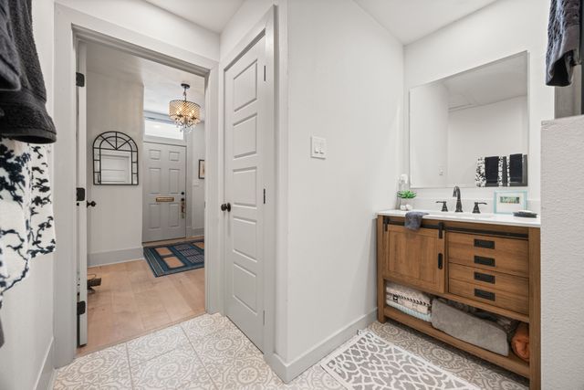 309 E Franklin Street, Hillsboro, TX 76645