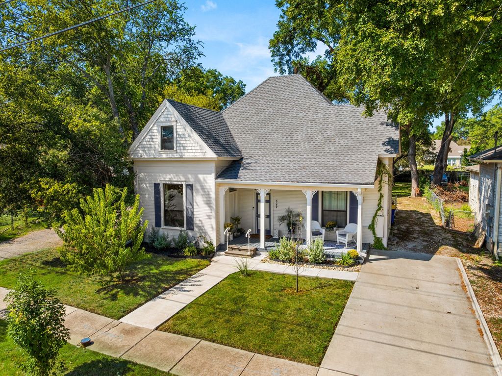 309 E Franklin Street, Hillsboro, TX 76645