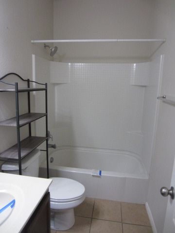 1227 Eagles Nest Trail, Krum, TX 76249