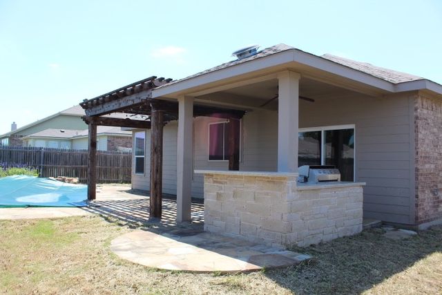 1227 Eagles Nest Trail, Krum, TX 76249