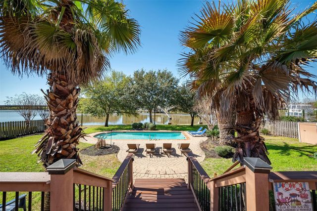 18510 Barbuda Lane, Houston, TX 77058