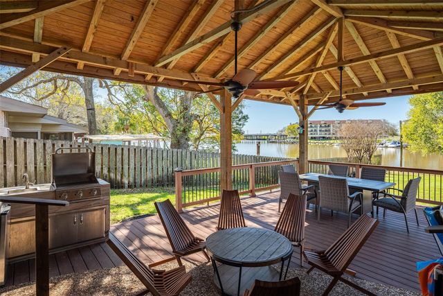 18510 Barbuda Lane, Houston, TX 77058