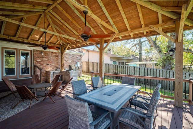 18510 Barbuda Lane, Houston, TX 77058