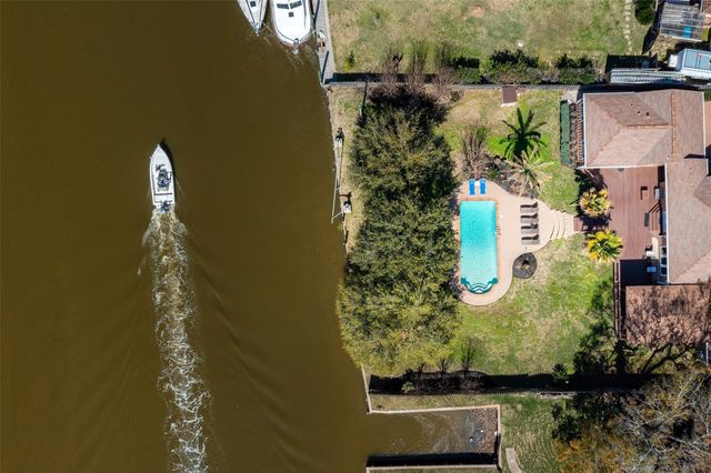 18510 Barbuda Lane, Houston, TX 77058