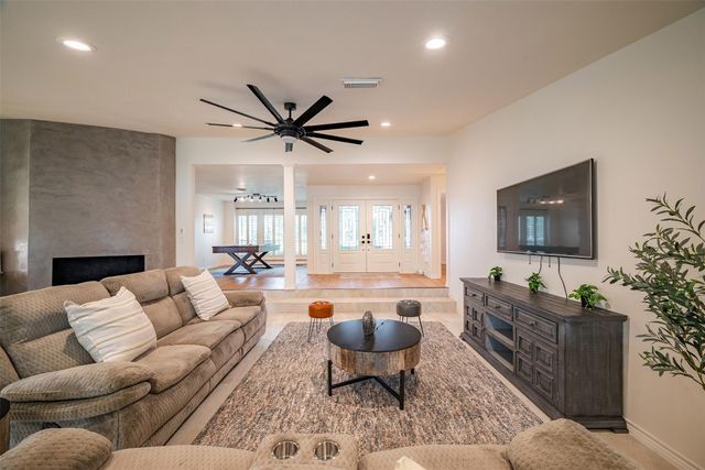 18510 Barbuda Lane, Houston, TX 77058