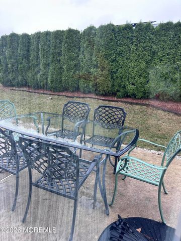 130 Courtshire Drive, Brick, NJ 08723