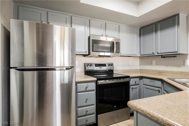 8600 West Charleston Boulevard 2037, Las Vegas, NV 89117