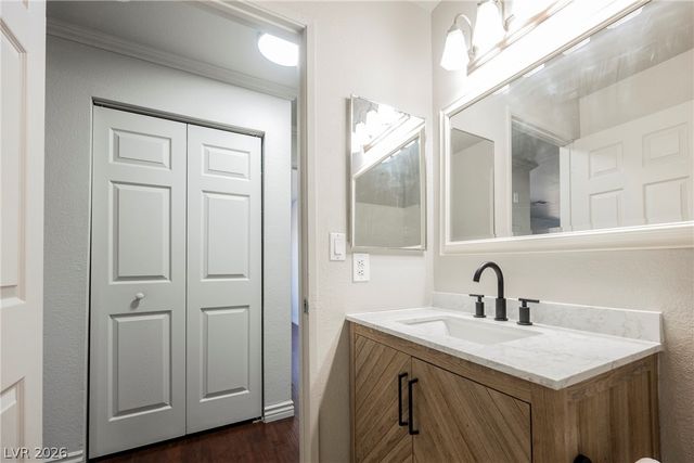 8600 West Charleston Boulevard 2037, Las Vegas, NV 89117