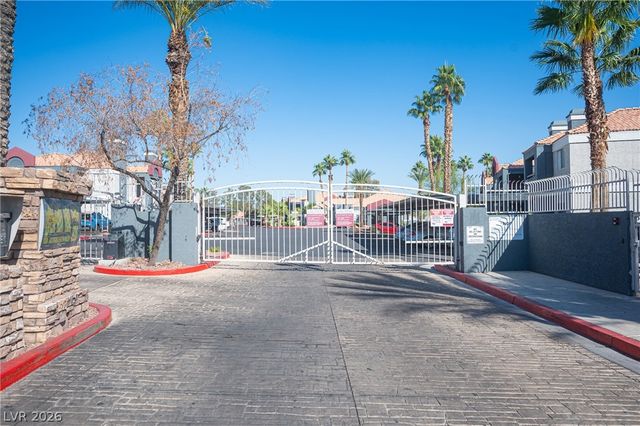 8600 West Charleston Boulevard 2037, Las Vegas, NV 89117