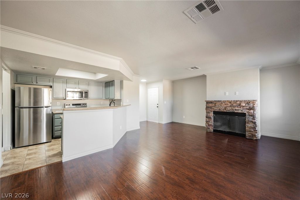 Image 11 of property listing at 8600 West Charleston Boulevard 2037, Las Vegas, NV 89117
