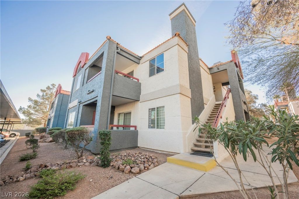 Image 3 of property listing at 8600 West Charleston Boulevard 2037, Las Vegas, NV 89117