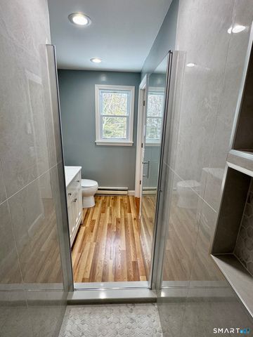 10 Longview Lane, Wallingford, CT 06492