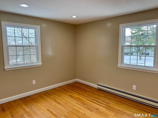 10 Longview Lane, Wallingford, CT 06492