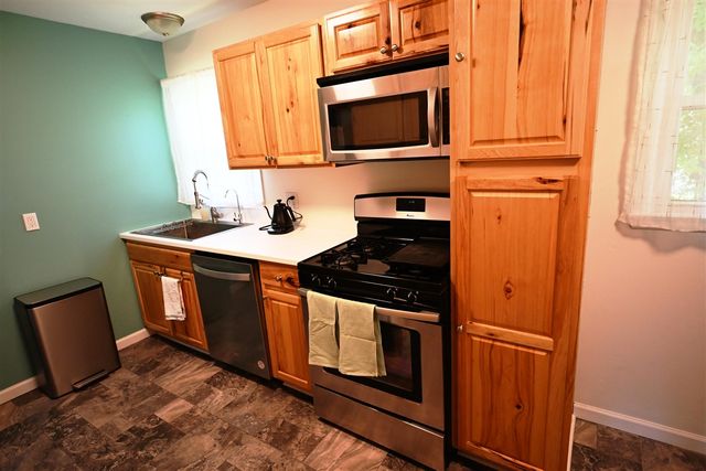 4402 Beechmount Avenue, Portage, MI 49024
