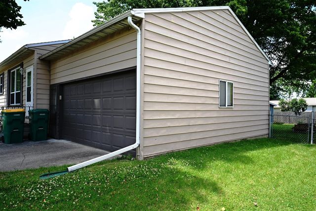 4402 Beechmount Avenue, Portage, MI 49024
