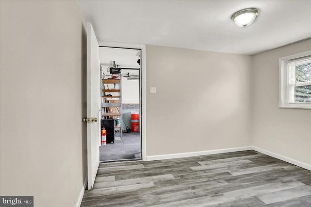 6255 WARREN AVE, Harrisburg, PA 17112