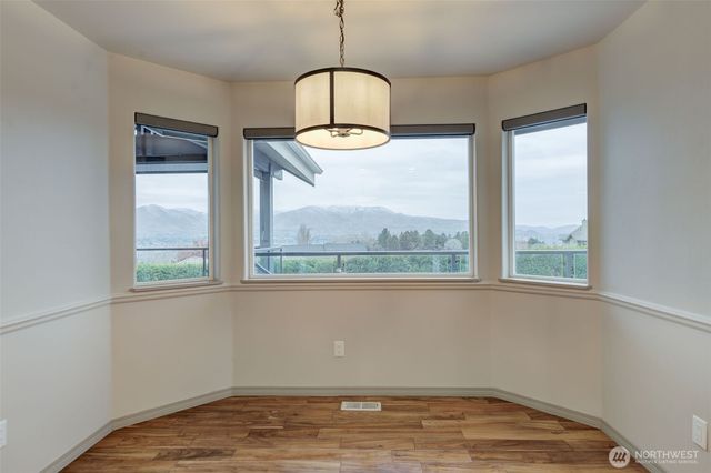 1950 Diamond Court, East Wenatchee, WA 98802